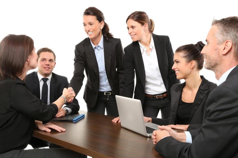 Home Illustratie over sterk naar buiten treden als werkgever met employer branding strategie en recruitment marketing